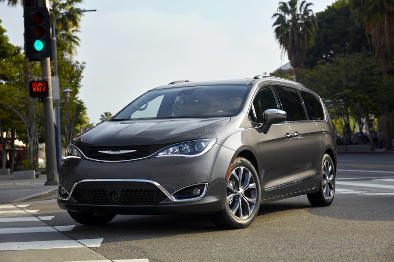 2017 Chrysler Pacifica | N. American Utility Vehicle of the YearFCA ...